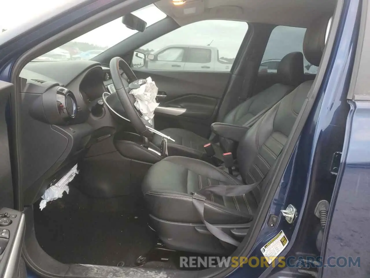 7 Photograph of a damaged car 3N1CP5CU6KL484186 NISSAN KICKS 2019