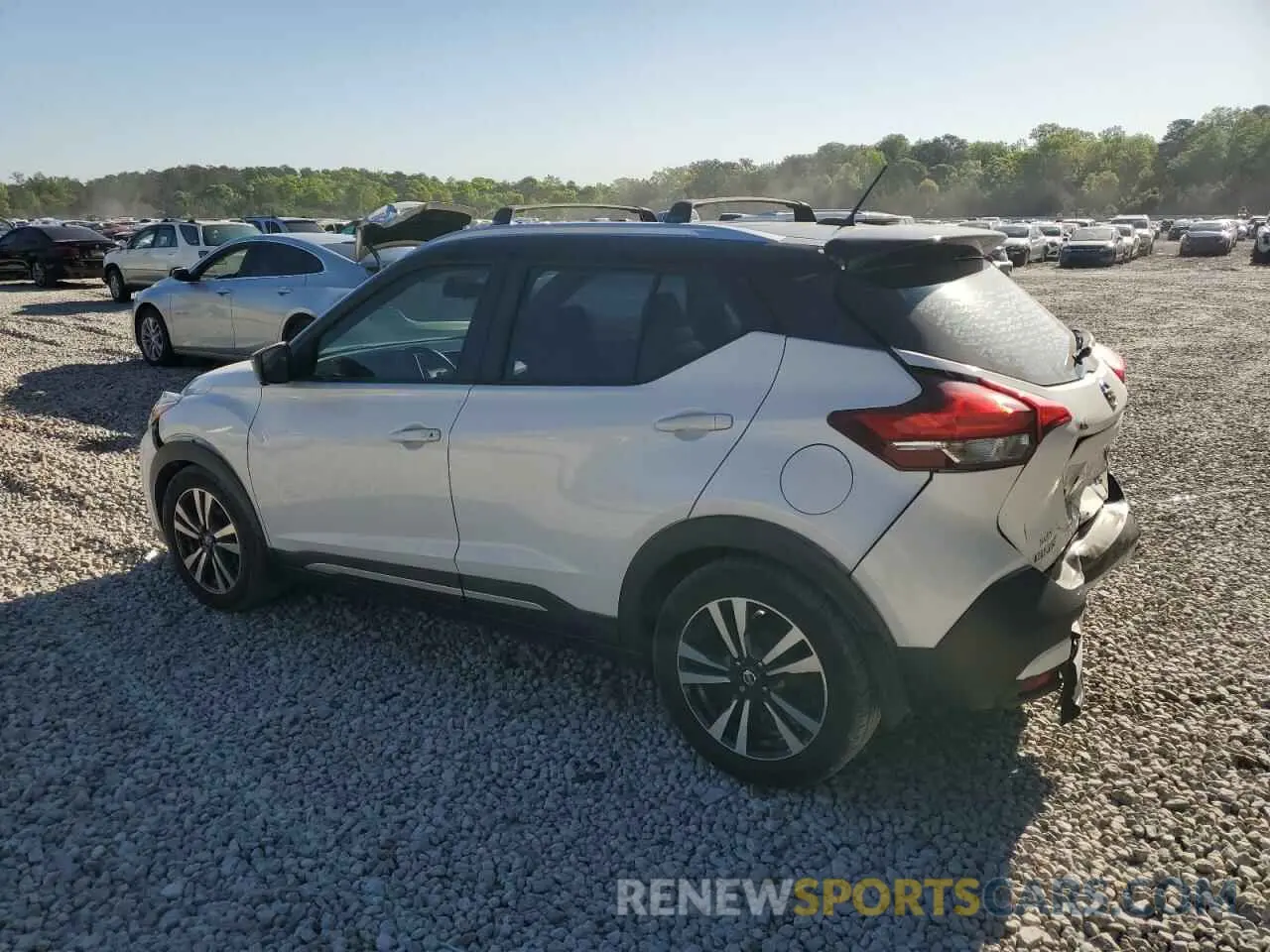 2 Photograph of a damaged car 3N1CP5CU6KL492384 NISSAN KICKS 2019