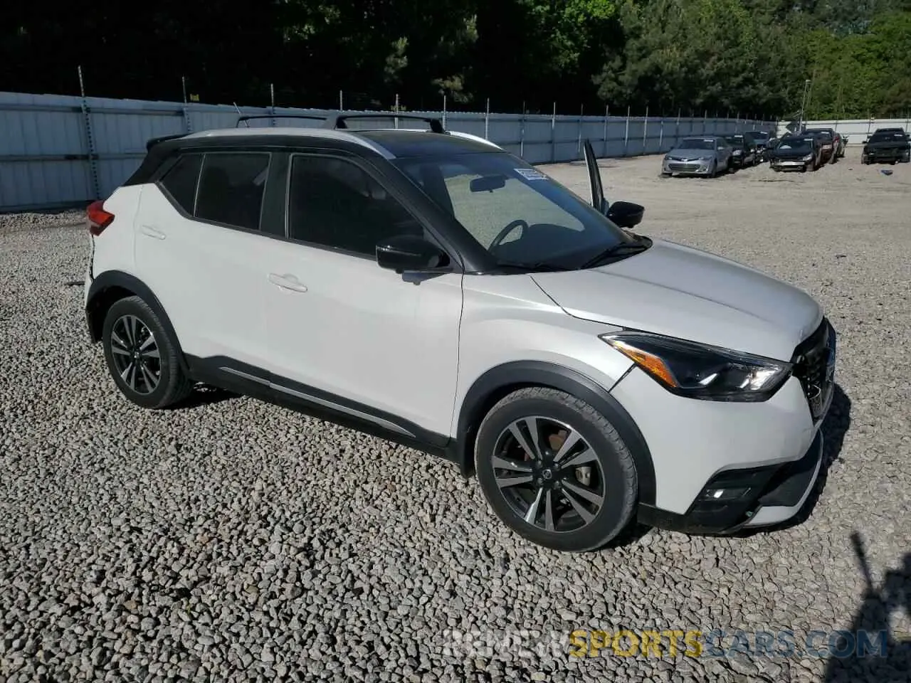 4 Photograph of a damaged car 3N1CP5CU6KL492384 NISSAN KICKS 2019