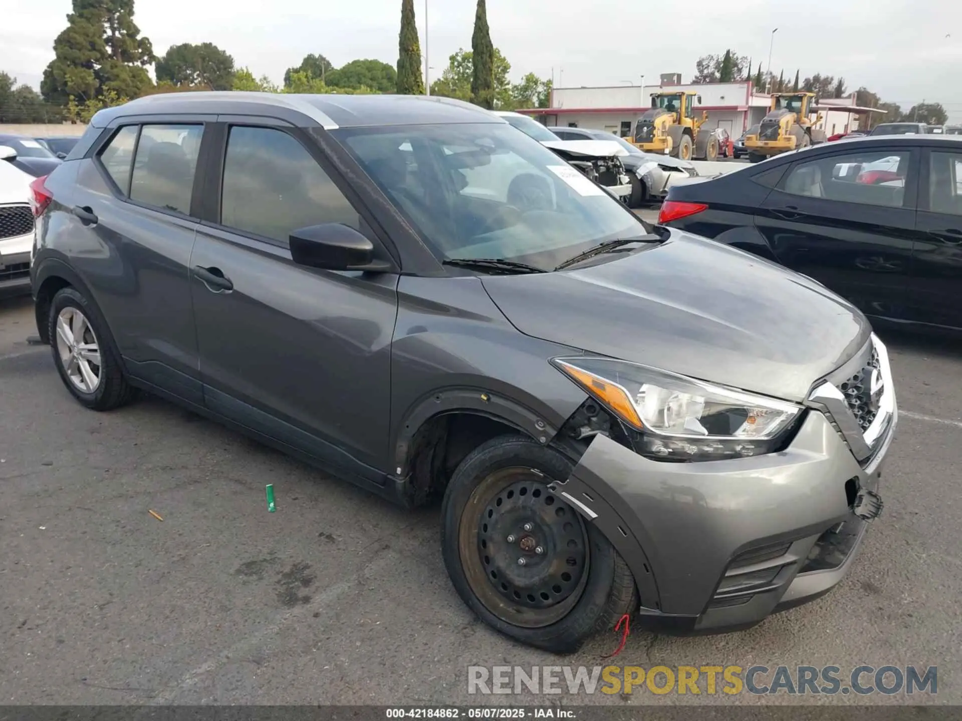 1 Photograph of a damaged car 3N1CP5CU6KL496256 NISSAN KICKS 2019