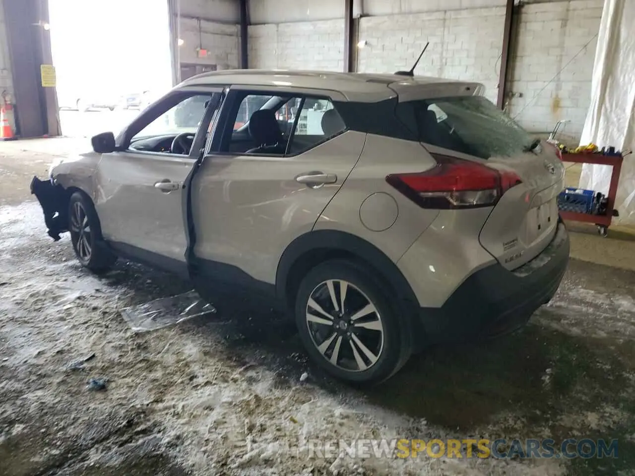 2 Photograph of a damaged car 3N1CP5CU6KL515887 NISSAN KICKS 2019