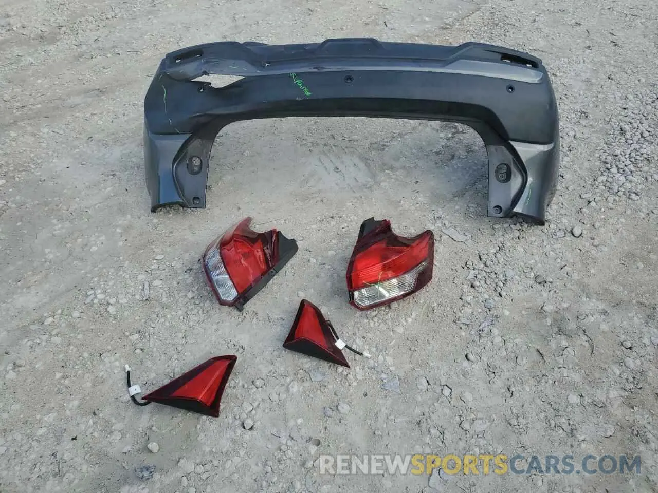 12 Photograph of a damaged car 3N1CP5CU6KL528932 NISSAN KICKS 2019