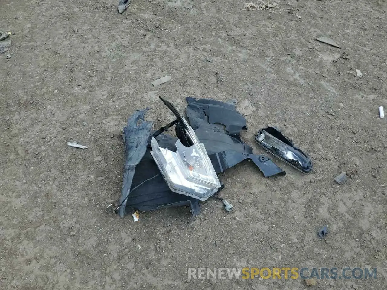 14 Photograph of a damaged car 3N1CP5CU6KL529272 NISSAN KICKS 2019