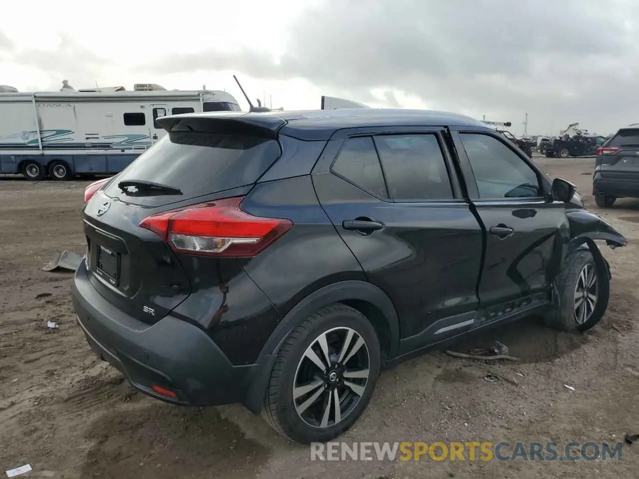 3 Photograph of a damaged car 3N1CP5CU6KL529272 NISSAN KICKS 2019