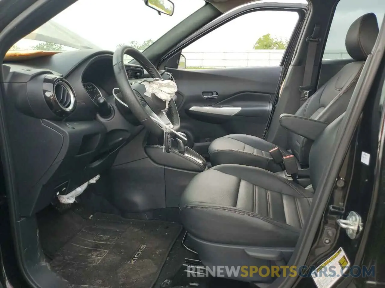 7 Photograph of a damaged car 3N1CP5CU6KL529272 NISSAN KICKS 2019