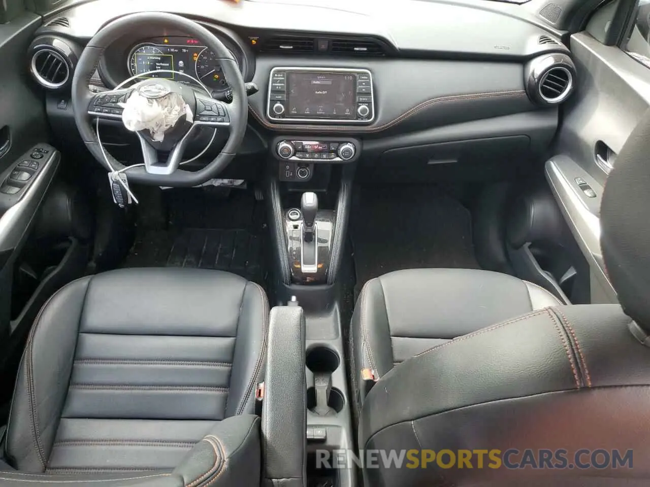 8 Photograph of a damaged car 3N1CP5CU6KL529272 NISSAN KICKS 2019