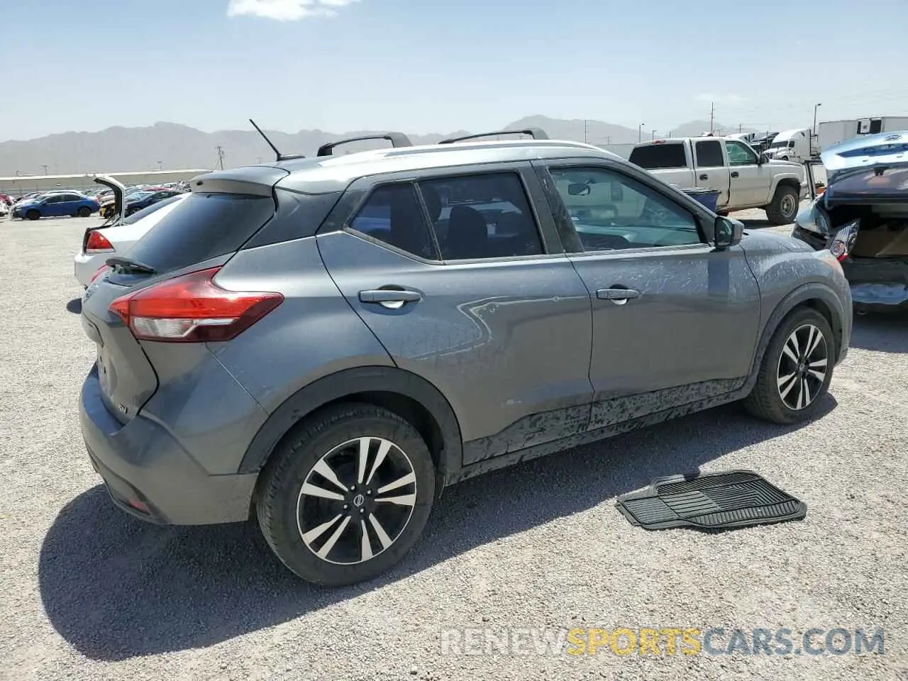 3 Photograph of a damaged car 3N1CP5CU6KL529630 NISSAN KICKS 2019