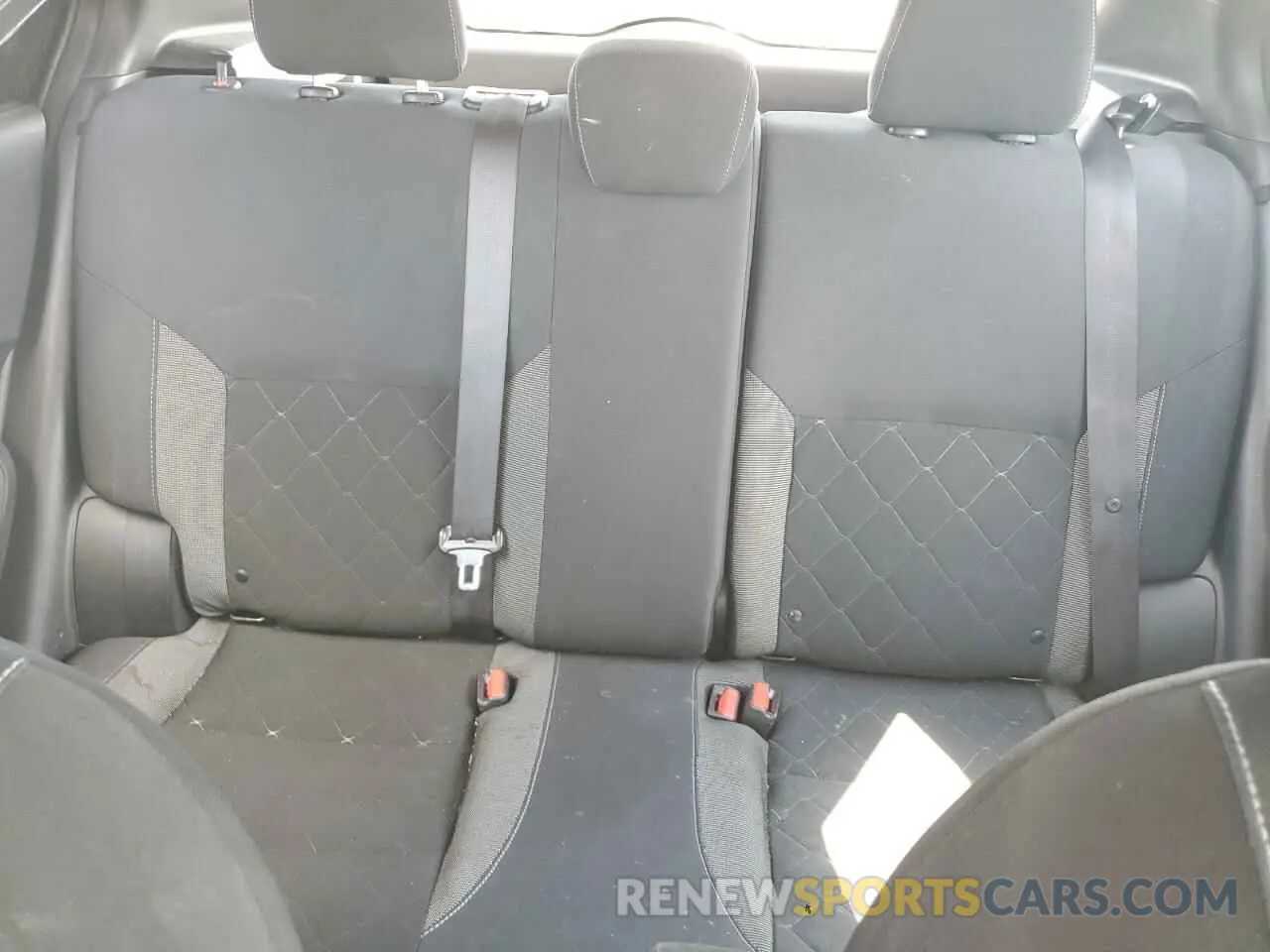 10 Photograph of a damaged car 3N1CP5CU6KL530017 NISSAN KICKS 2019