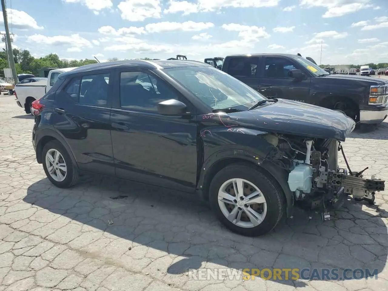 4 Photograph of a damaged car 3N1CP5CU6KL530017 NISSAN KICKS 2019