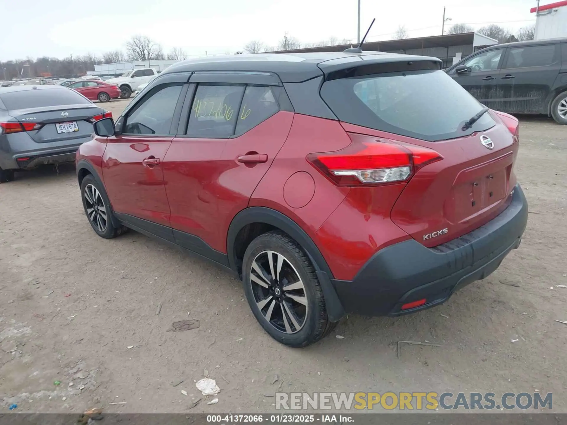 3 Photograph of a damaged car 3N1CP5CU6KL533774 NISSAN KICKS 2019