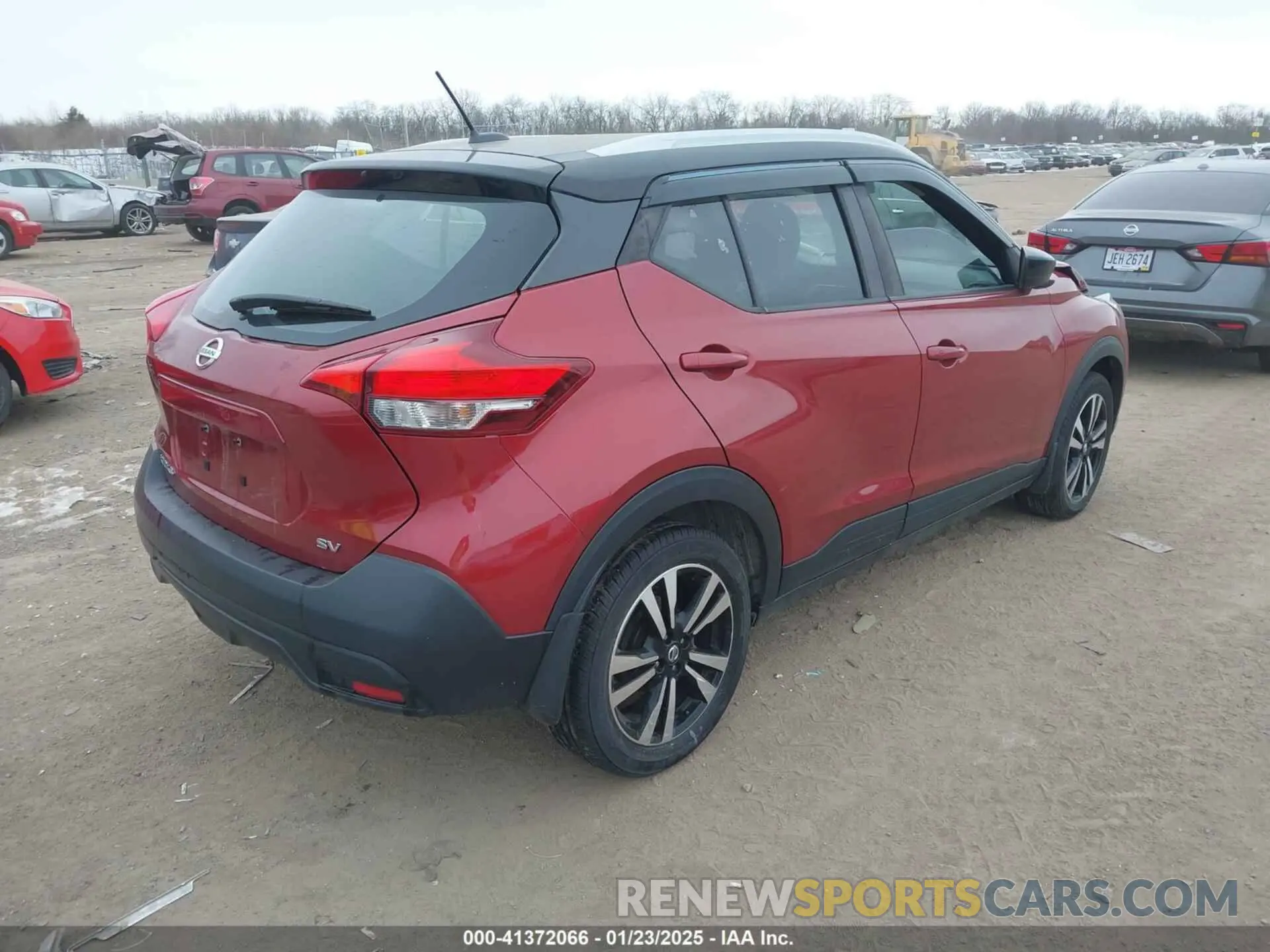 4 Photograph of a damaged car 3N1CP5CU6KL533774 NISSAN KICKS 2019