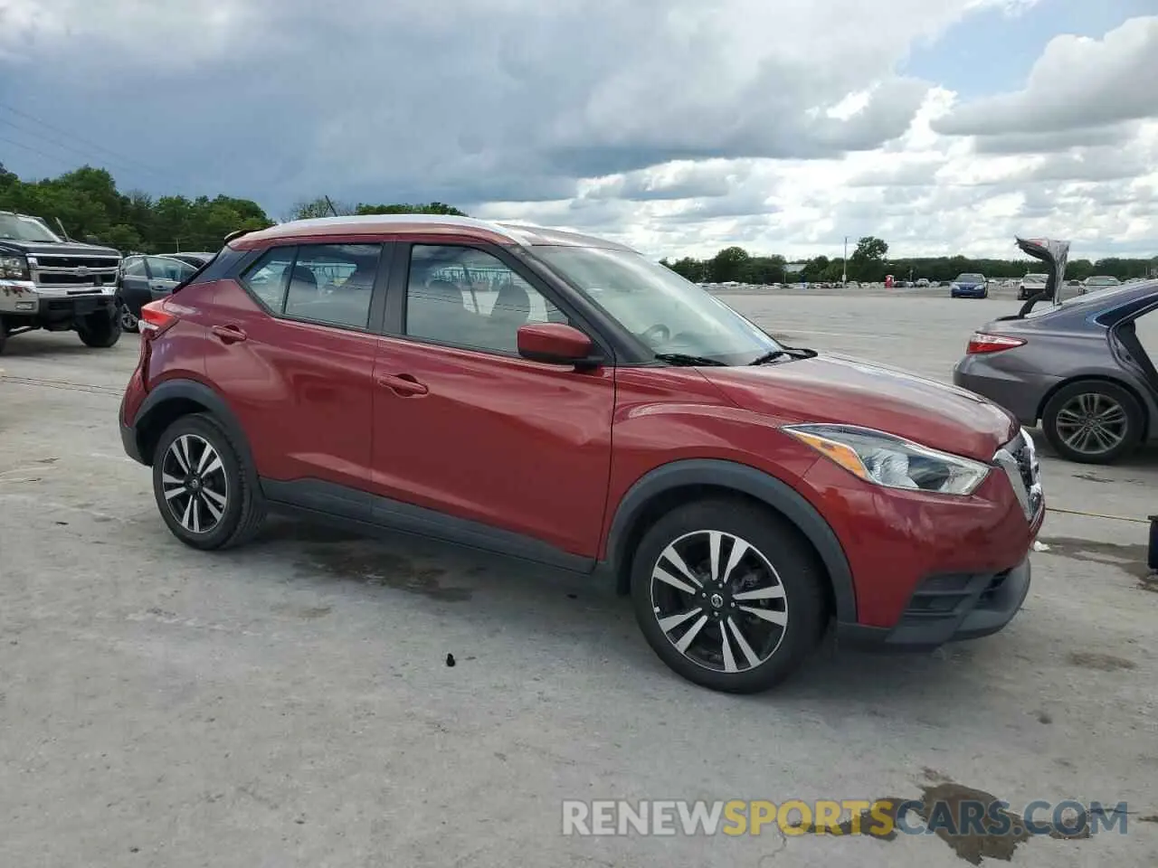 4 Photograph of a damaged car 3N1CP5CU6KL543852 NISSAN KICKS 2019