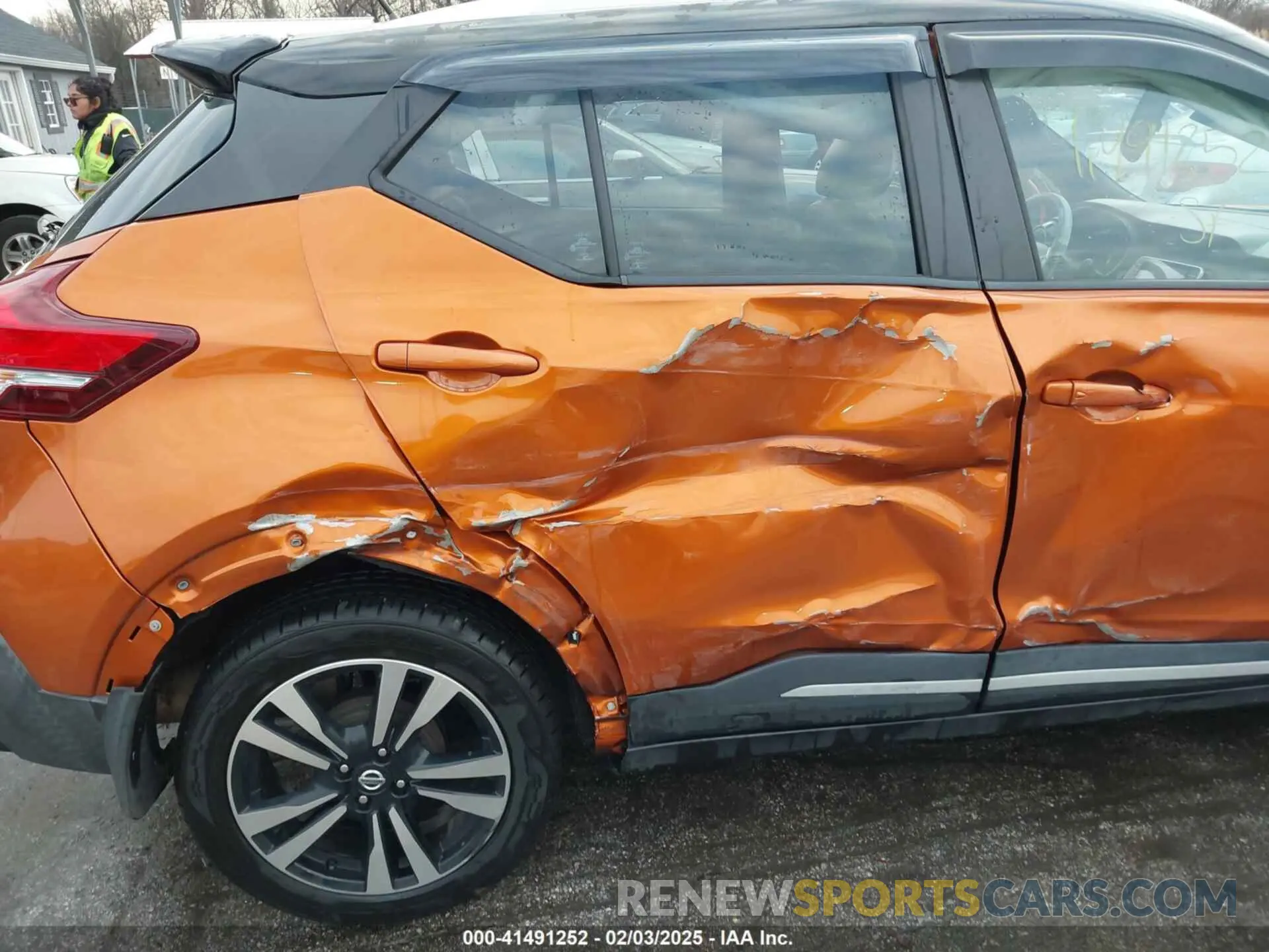 6 Photograph of a damaged car 3N1CP5CU6KL559887 NISSAN KICKS 2019