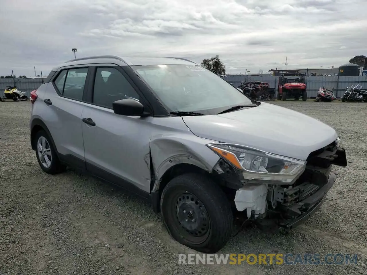 4 Photograph of a damaged car 3N1CP5CU6KL560666 NISSAN KICKS 2019