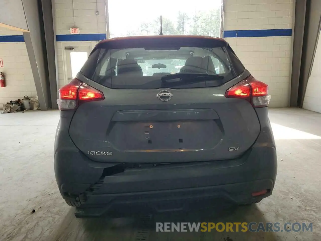 6 Photograph of a damaged car 3N1CP5CU7KL497352 NISSAN KICKS 2019