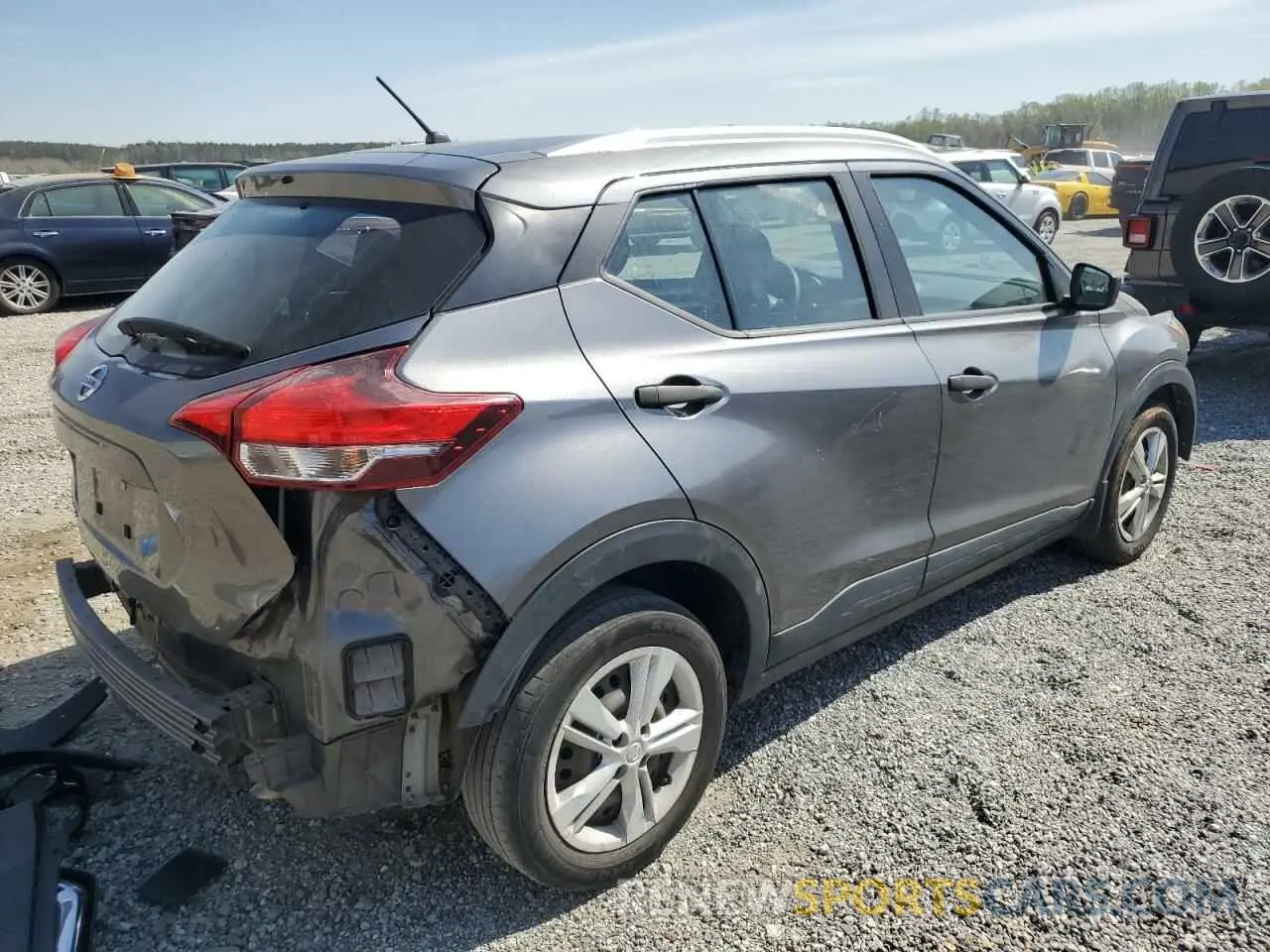 3 Photograph of a damaged car 3N1CP5CU7KL528924 NISSAN KICKS 2019