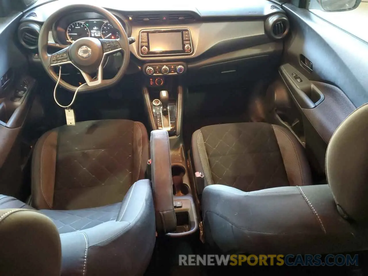 8 Photograph of a damaged car 3N1CP5CU7KL540250 NISSAN KICKS 2019