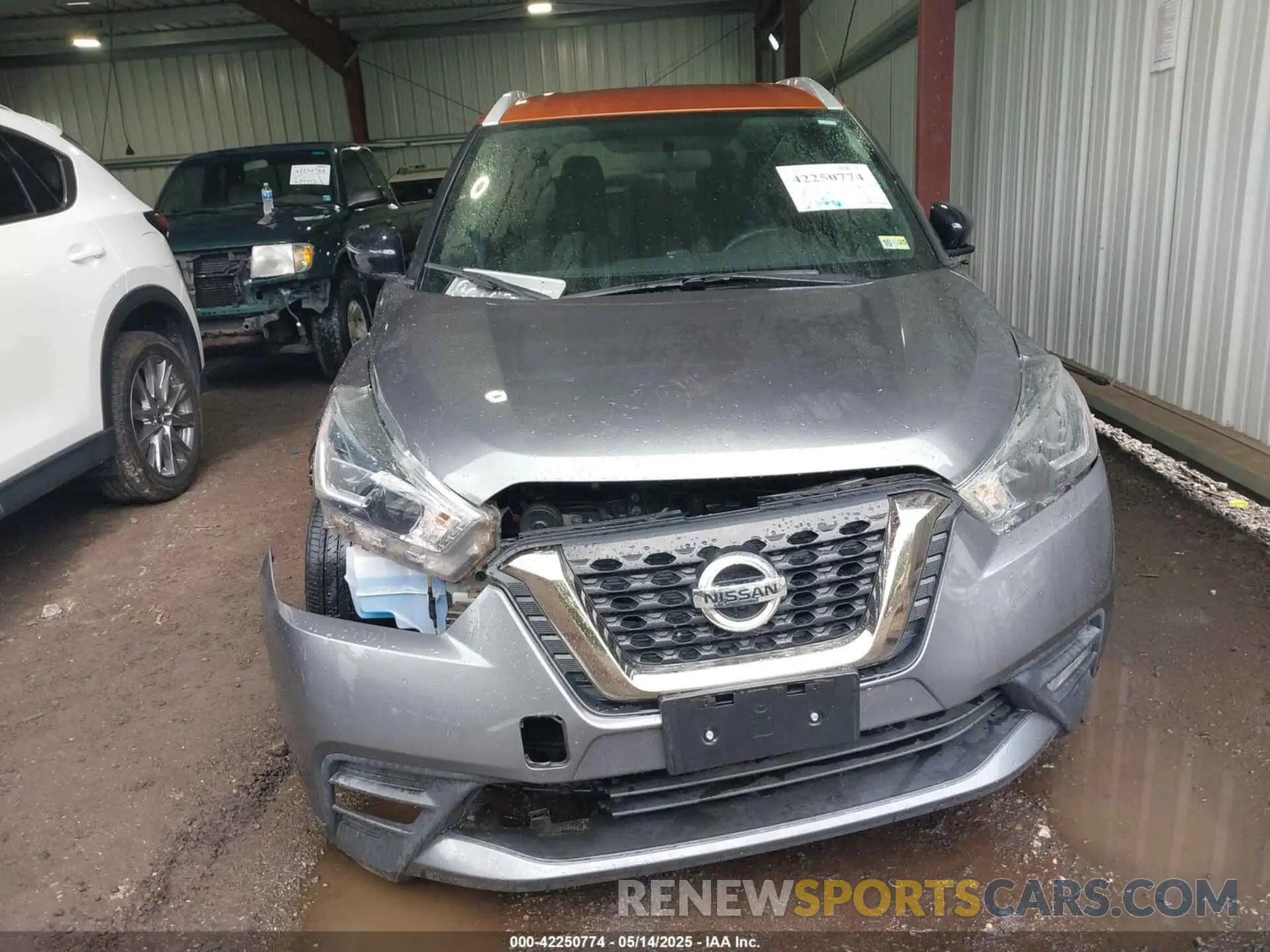 12 Photograph of a damaged car 3N1CP5CU7KL548543 NISSAN KICKS 2019