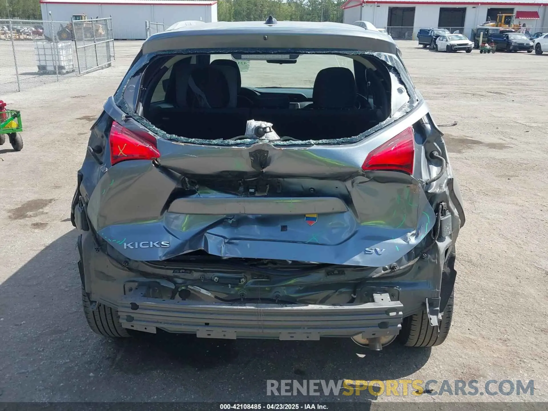 6 Photograph of a damaged car 3N1CP5CU7KL551975 NISSAN KICKS 2019