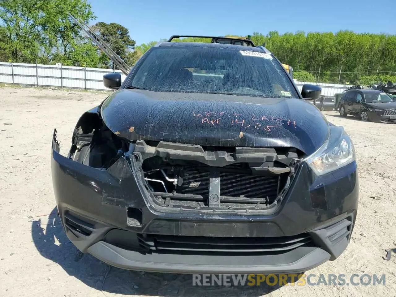 5 Photograph of a damaged car 3N1CP5CU7KL554813 NISSAN KICKS 2019