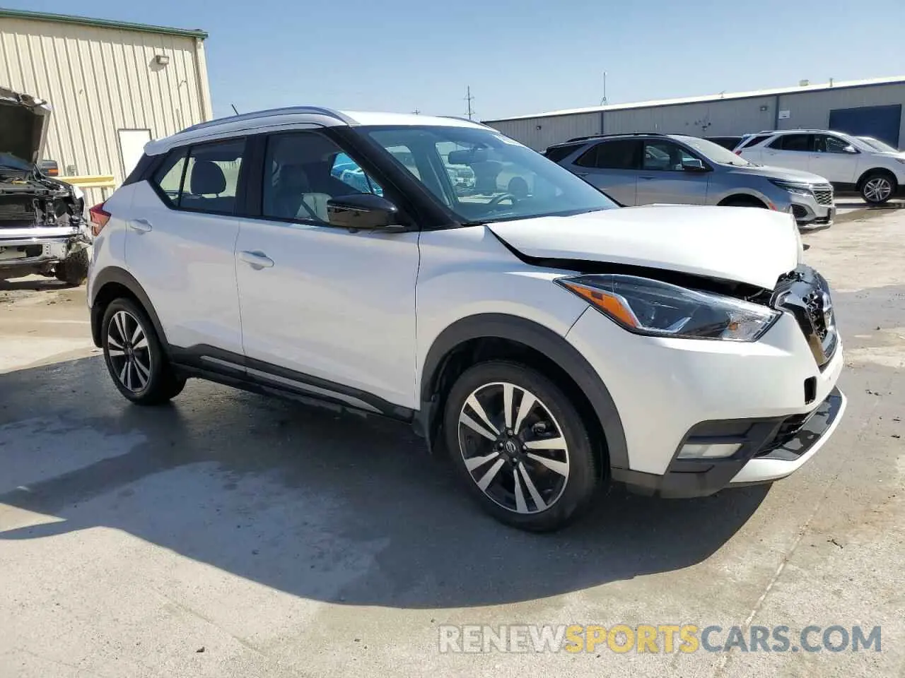 4 Photograph of a damaged car 3N1CP5CU7KL561809 NISSAN KICKS 2019