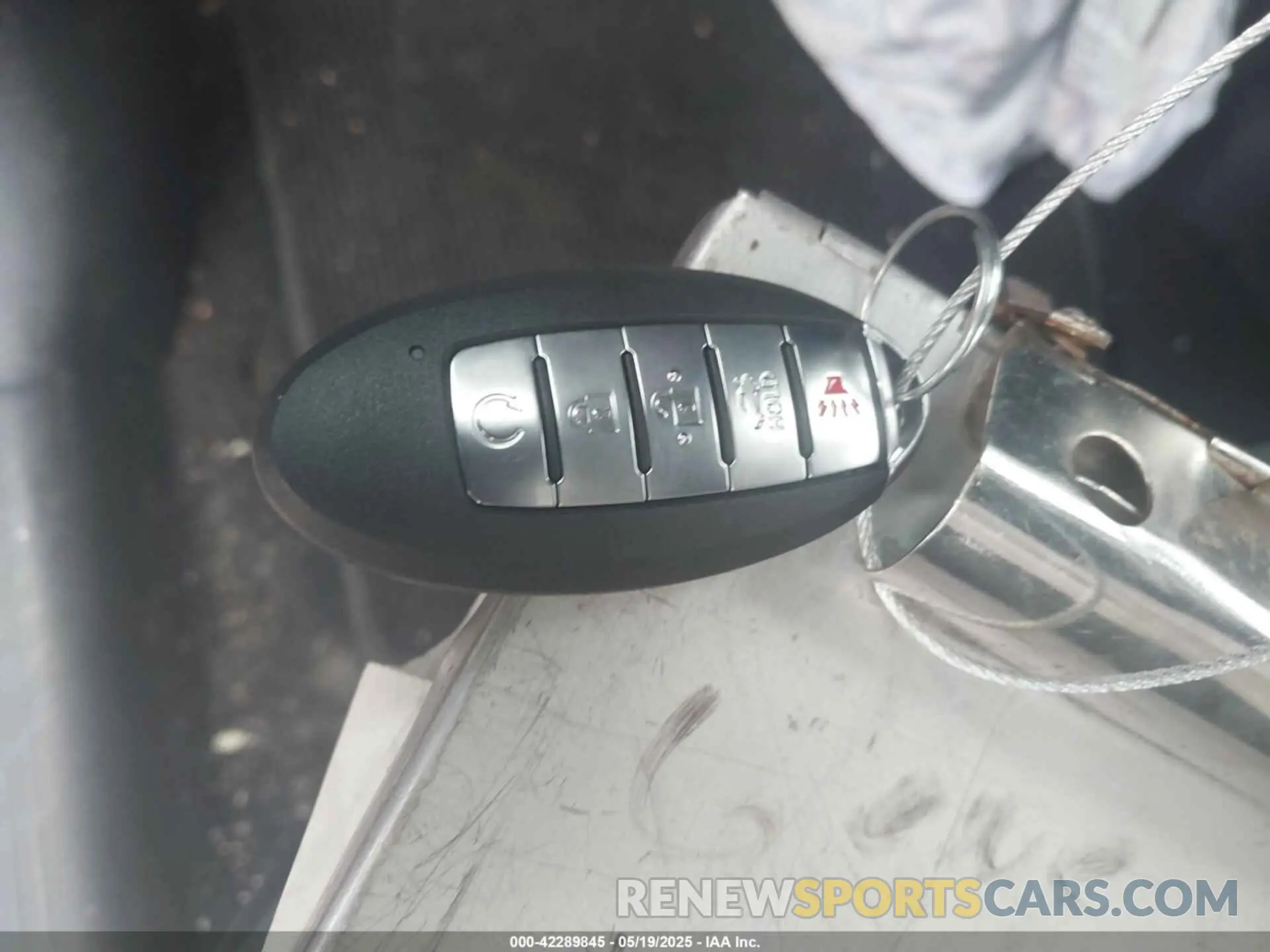 11 Photograph of a damaged car 3N1CP5CU7KL564886 NISSAN KICKS 2019