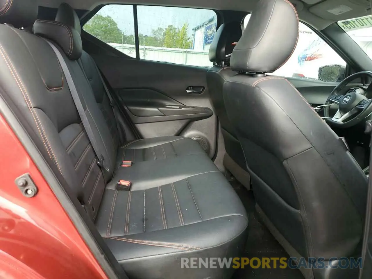 11 Photograph of a damaged car 3N1CP5CU8KL482701 NISSAN KICKS 2019