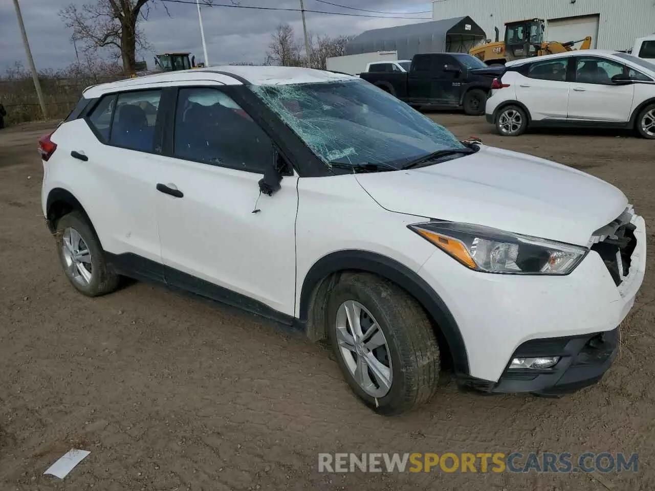 4 Photograph of a damaged car 3N1CP5CU8KL505538 NISSAN KICKS 2019