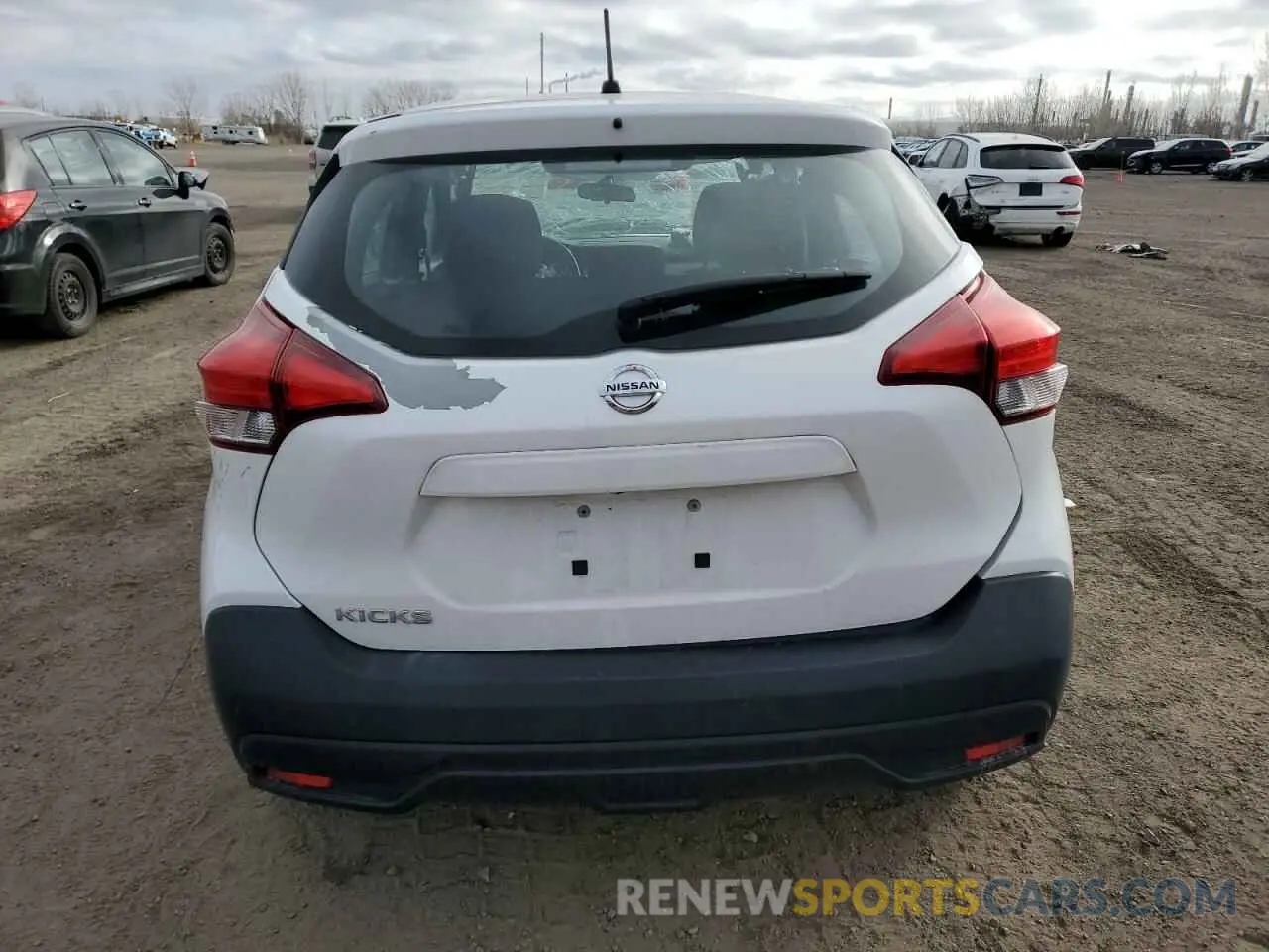 6 Photograph of a damaged car 3N1CP5CU8KL505538 NISSAN KICKS 2019