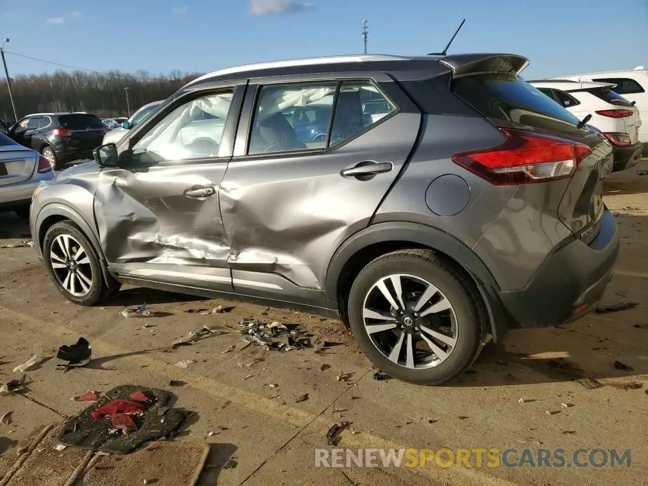 2 Photograph of a damaged car 3N1CP5CU8KL526048 NISSAN KICKS 2019