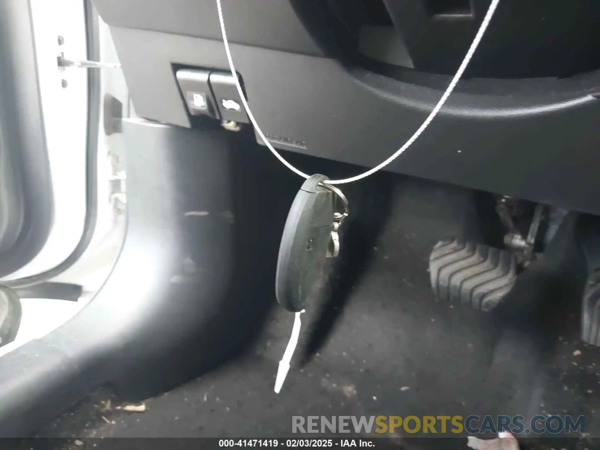 11 Photograph of a damaged car 3N1CP5CU8KL527958 NISSAN KICKS 2019