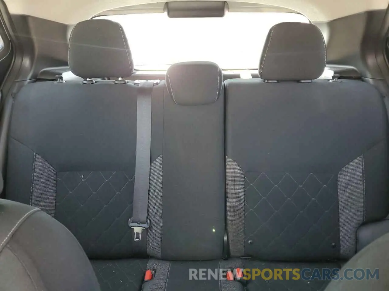 10 Photograph of a damaged car 3N1CP5CU8KL529595 NISSAN KICKS 2019