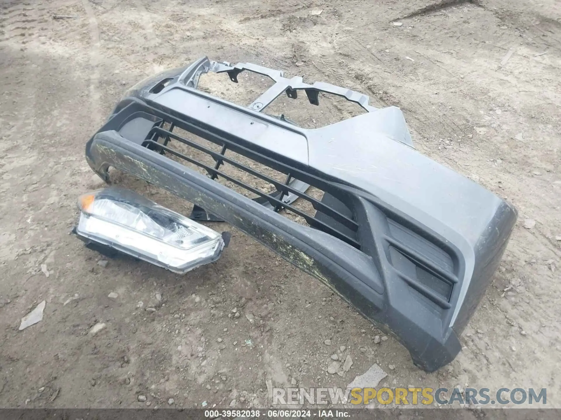 11 Photograph of a damaged car 3N1CP5CU8KL542511 NISSAN KICKS 2019