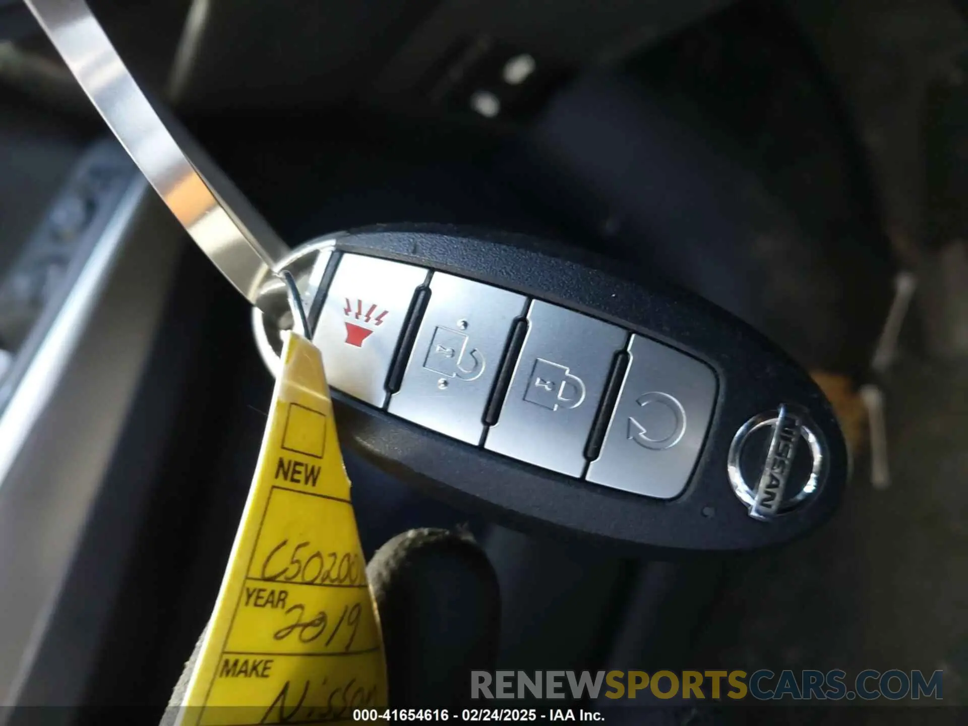 11 Photograph of a damaged car 3N1CP5CU8KL544677 NISSAN KICKS 2019