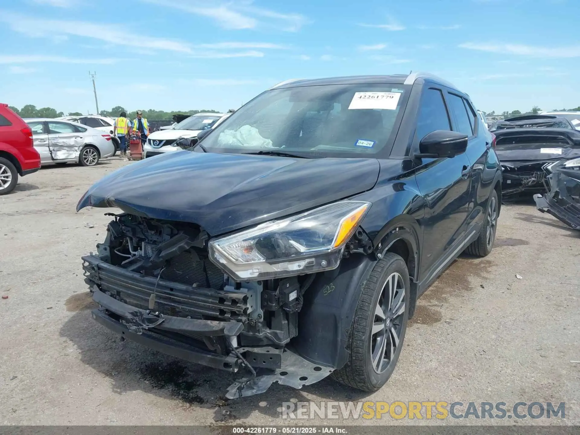 2 Photograph of a damaged car 3N1CP5CU8KL548972 NISSAN KICKS 2019