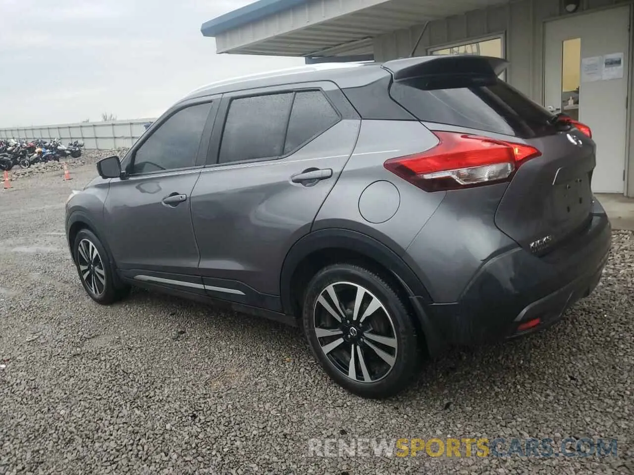 2 Photograph of a damaged car 3N1CP5CU8KL556523 NISSAN KICKS 2019