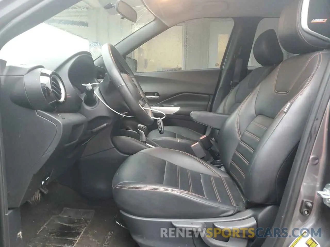 7 Photograph of a damaged car 3N1CP5CU8KL556523 NISSAN KICKS 2019