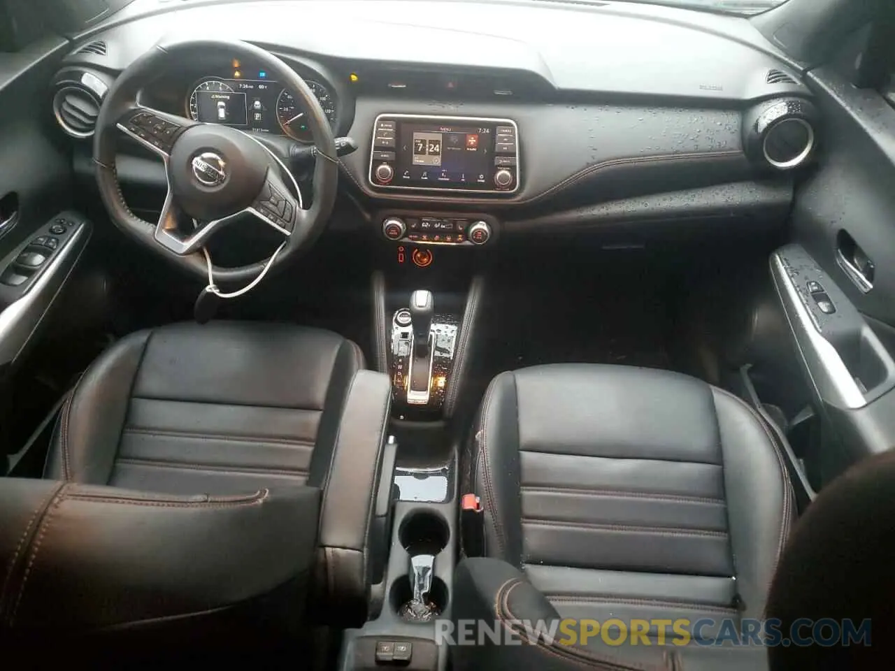 8 Photograph of a damaged car 3N1CP5CU8KL556523 NISSAN KICKS 2019