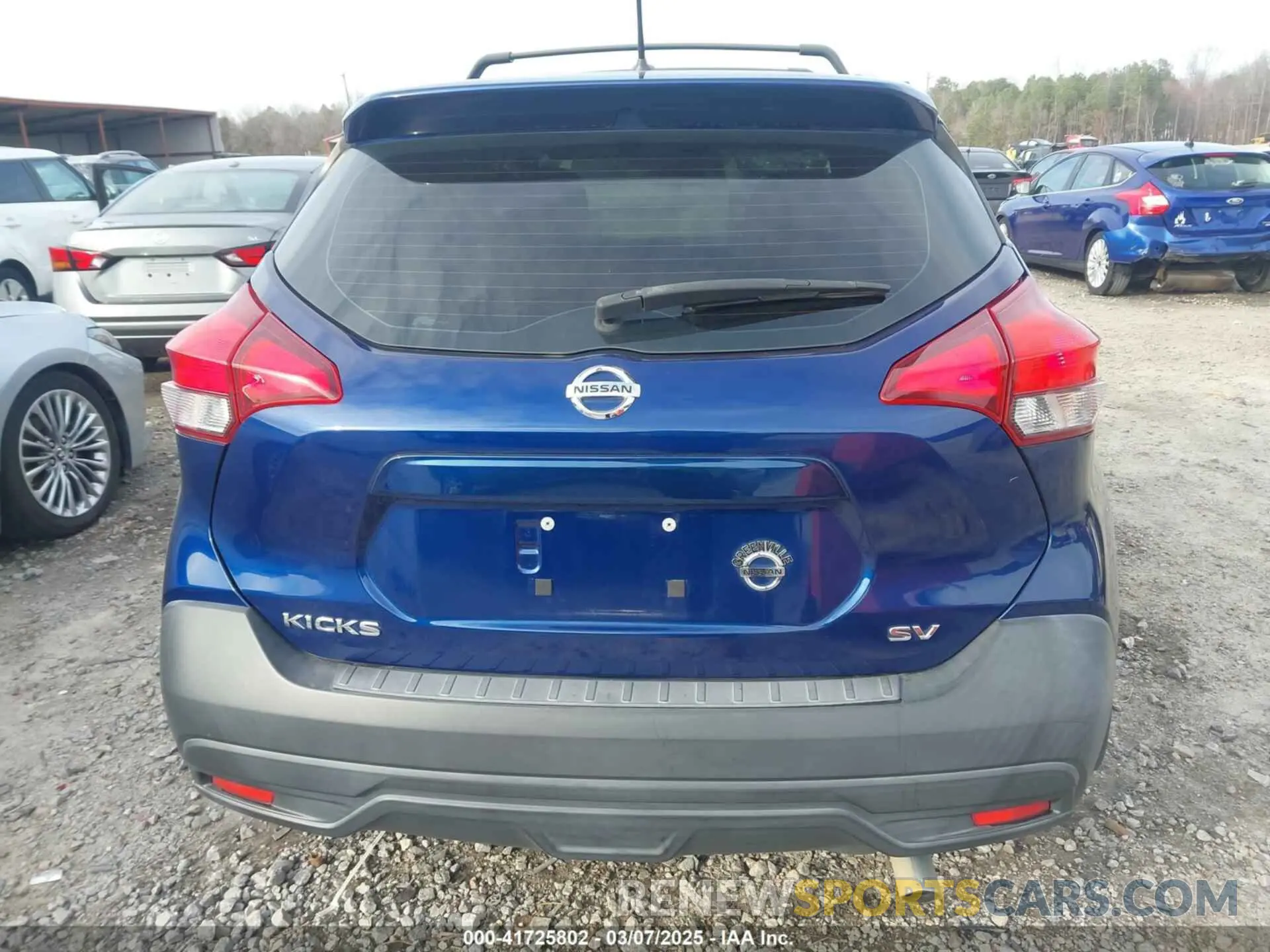 16 Photograph of a damaged car 3N1CP5CU8KL557557 NISSAN KICKS 2019