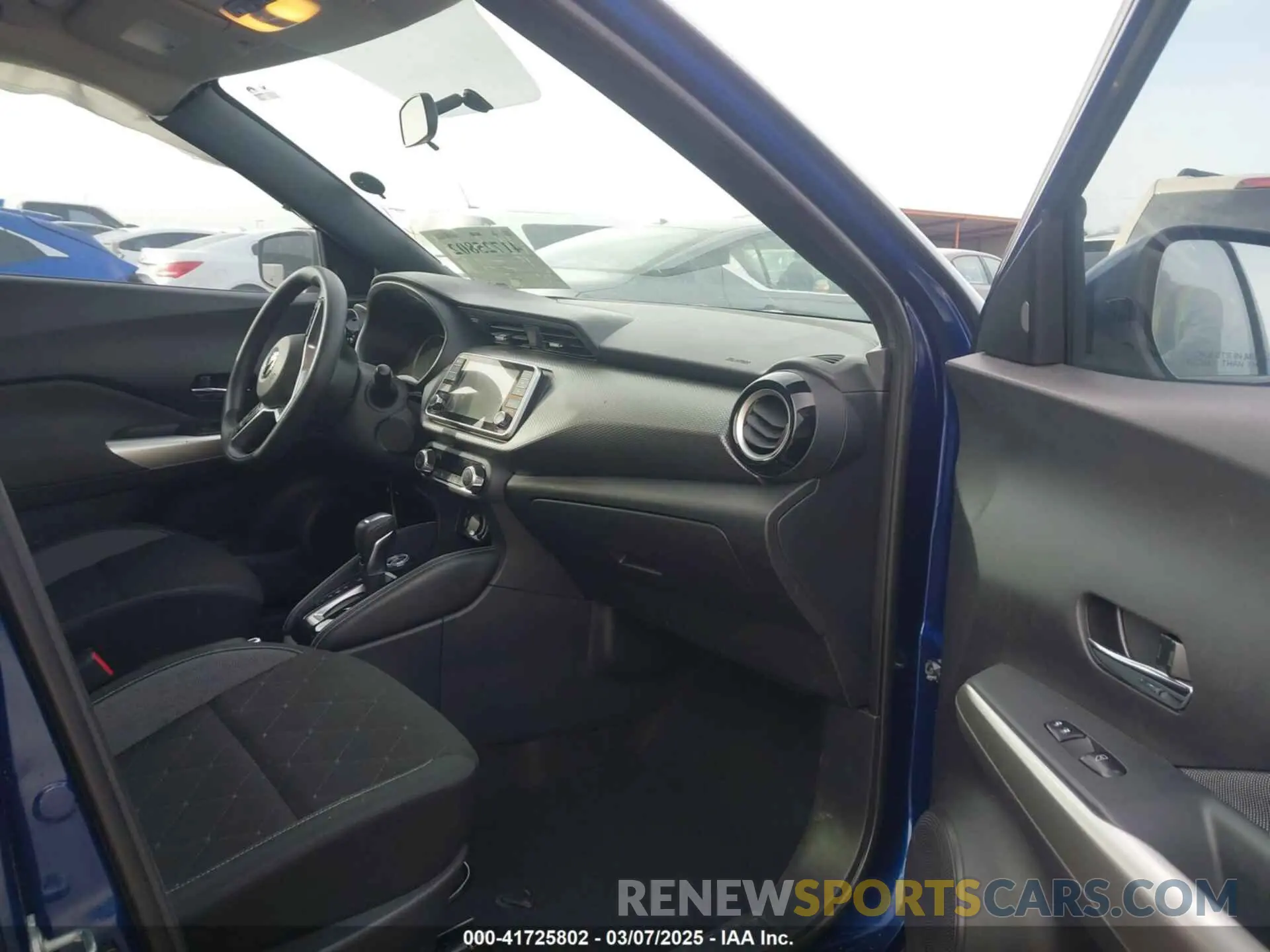 5 Photograph of a damaged car 3N1CP5CU8KL557557 NISSAN KICKS 2019