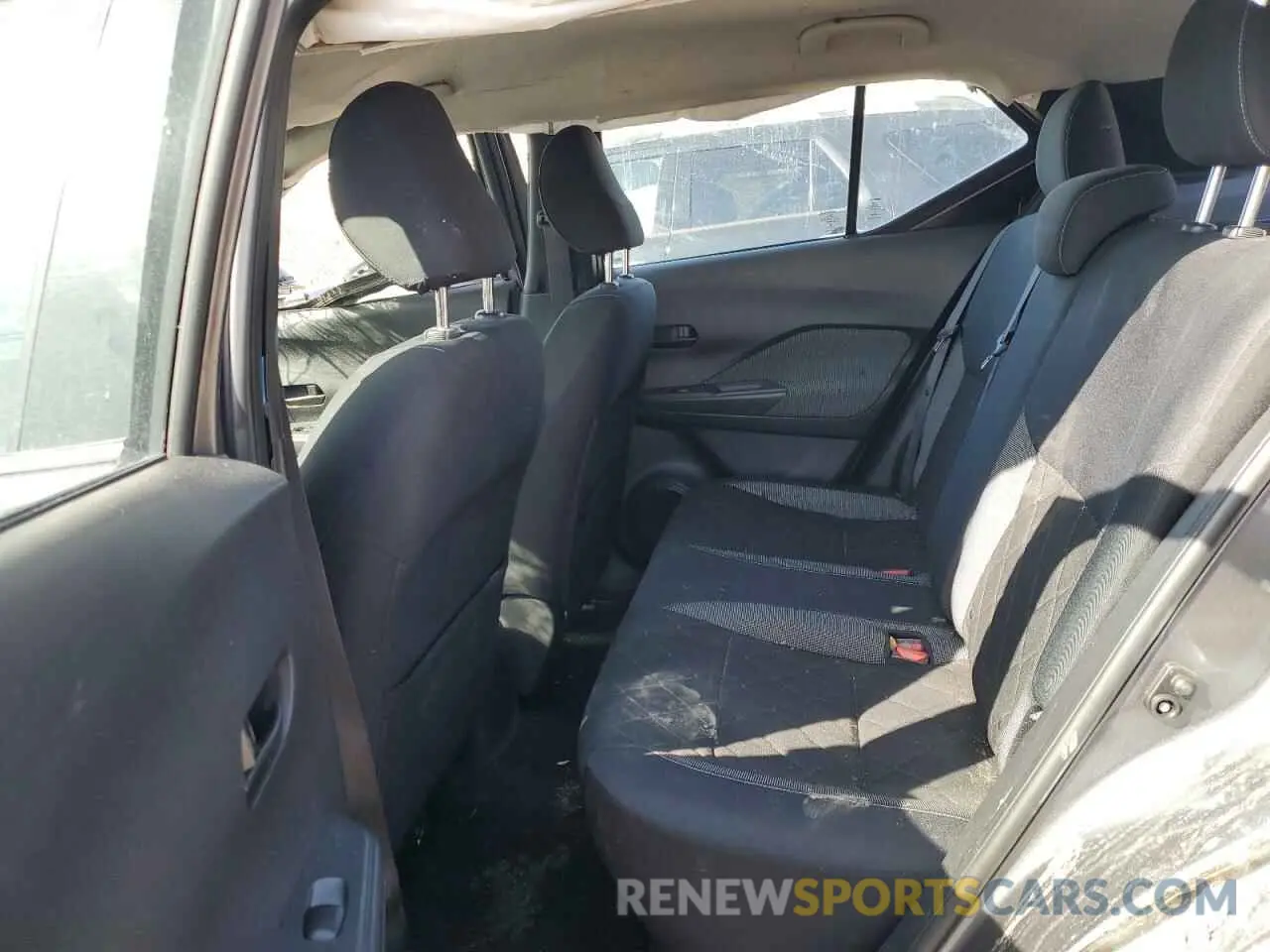 11 Photograph of a damaged car 3N1CP5CU8KL557901 NISSAN KICKS 2019