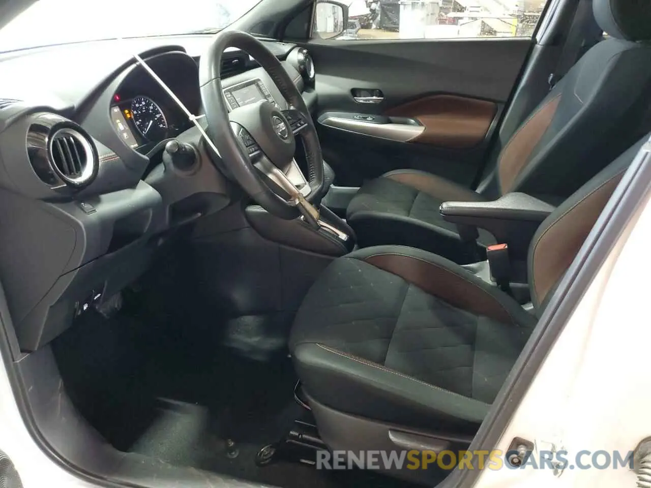 7 Photograph of a damaged car 3N1CP5CU8KL563276 NISSAN KICKS 2019