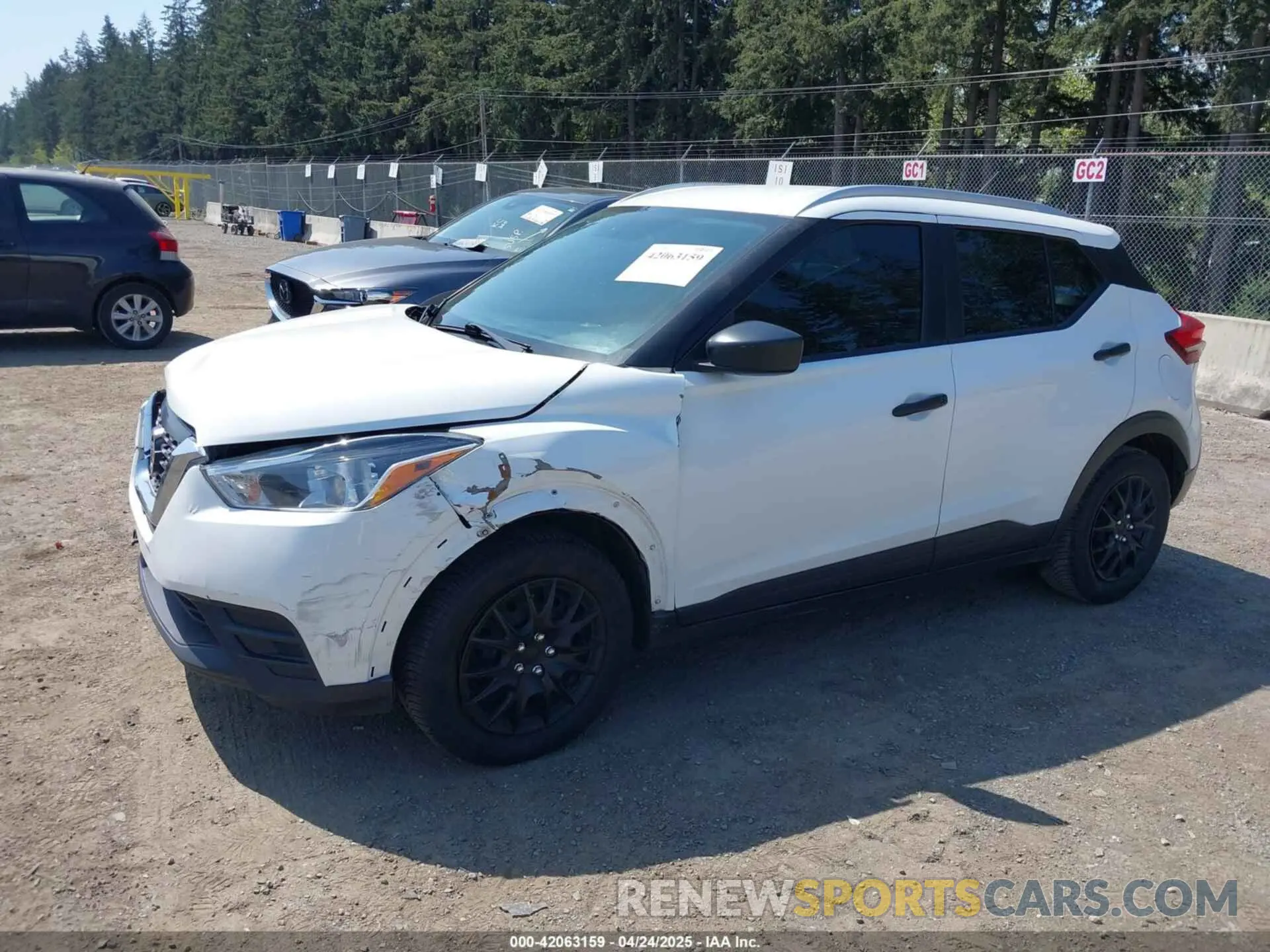 2 Photograph of a damaged car 3N1CP5CU9KL480214 NISSAN KICKS 2019