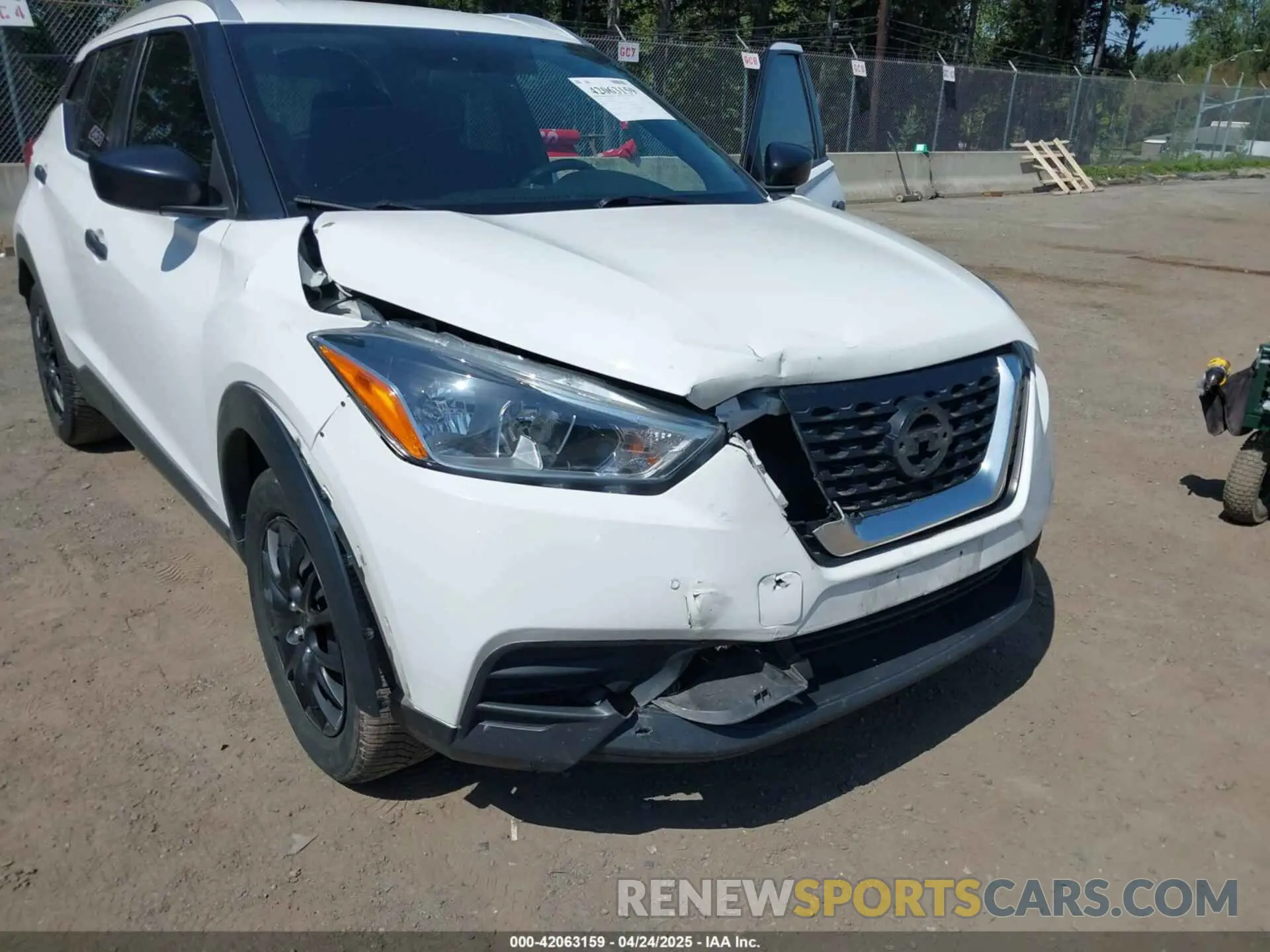 6 Photograph of a damaged car 3N1CP5CU9KL480214 NISSAN KICKS 2019