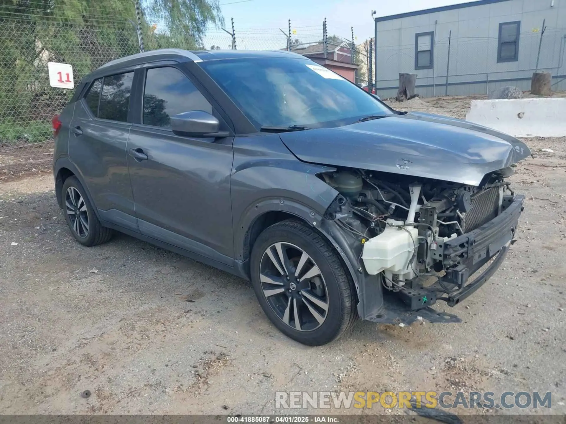 1 Photograph of a damaged car 3N1CP5CU9KL483310 NISSAN KICKS 2019