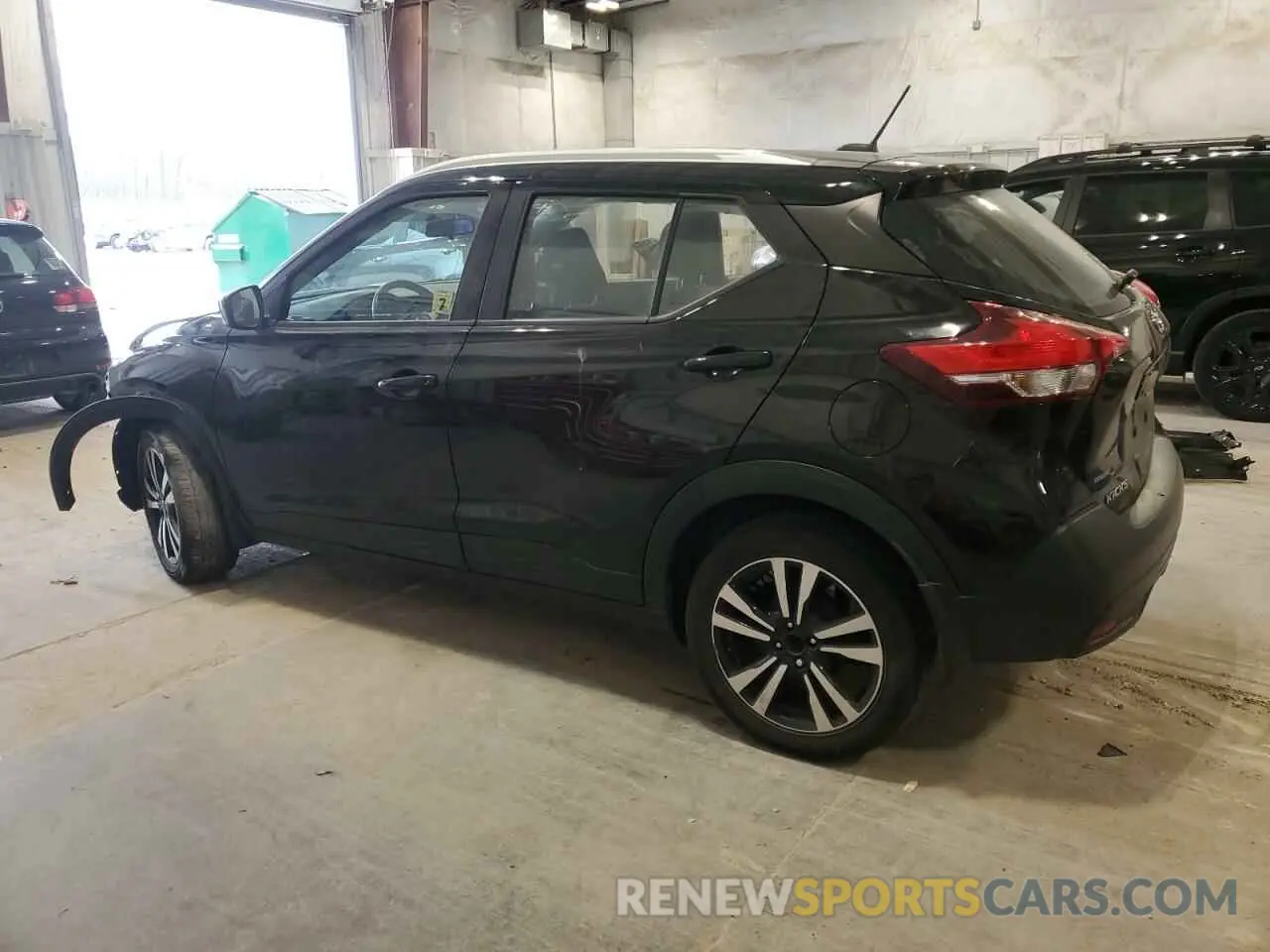 2 Photograph of a damaged car 3N1CP5CU9KL514491 NISSAN KICKS 2019