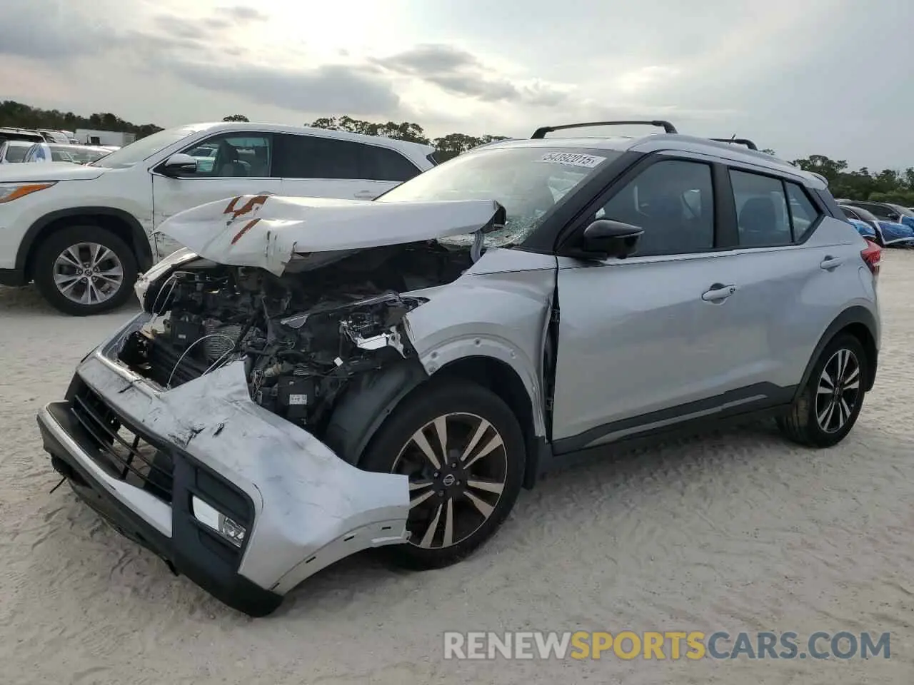 1 Photograph of a damaged car 3N1CP5CU9KL518508 NISSAN KICKS 2019