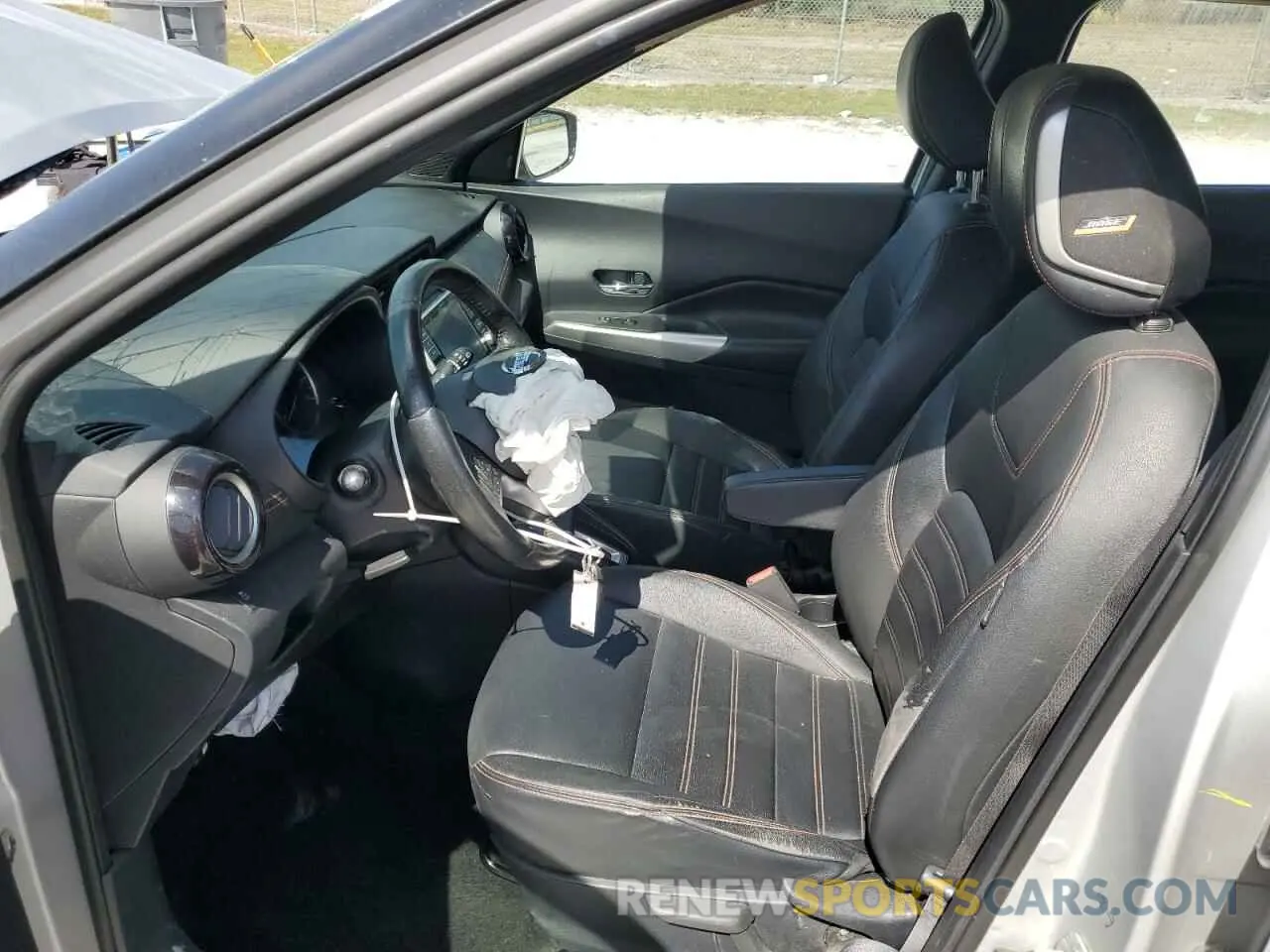 7 Photograph of a damaged car 3N1CP5CU9KL518508 NISSAN KICKS 2019
