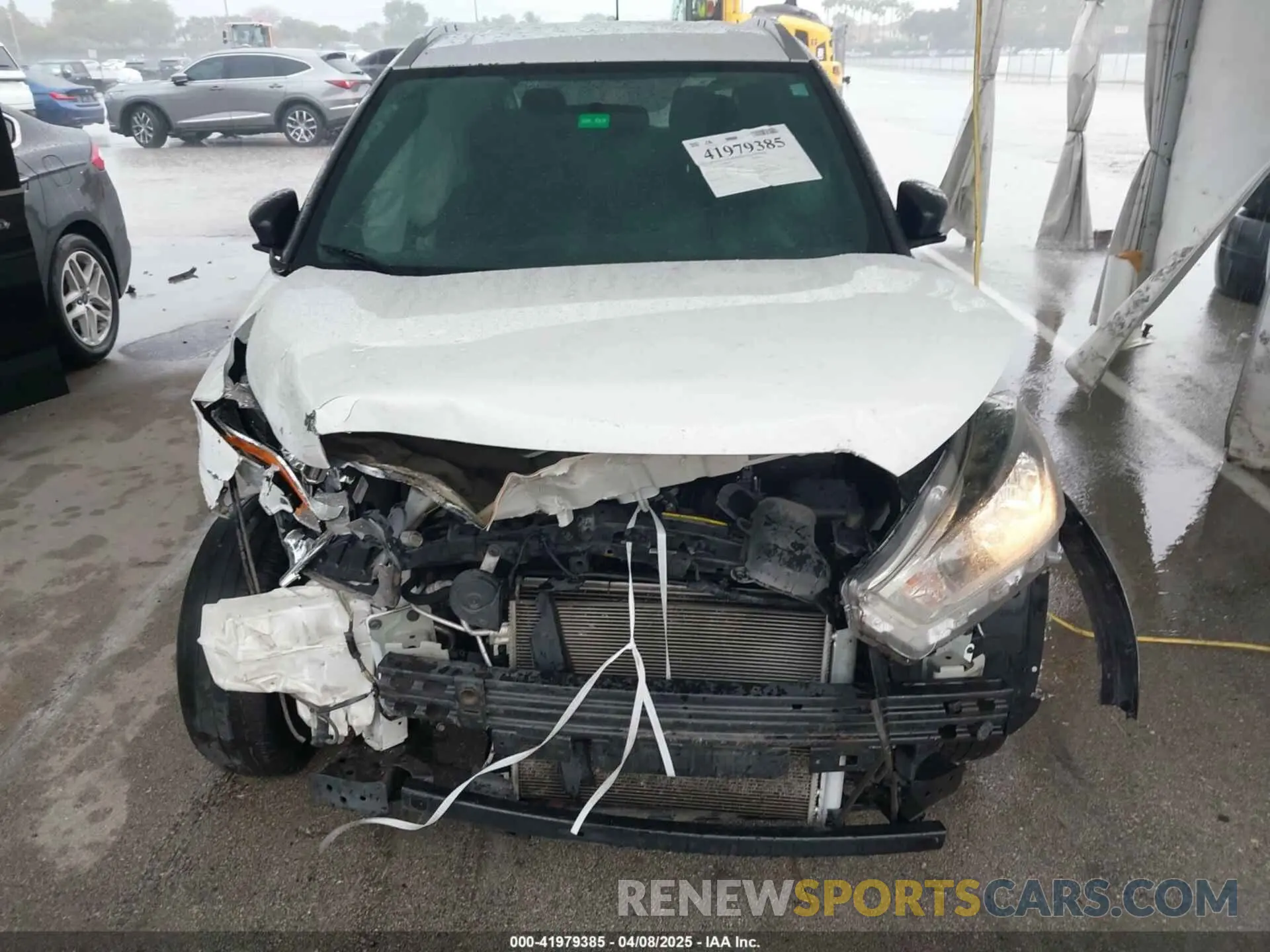 13 Photograph of a damaged car 3N1CP5CU9KL524468 NISSAN KICKS 2019
