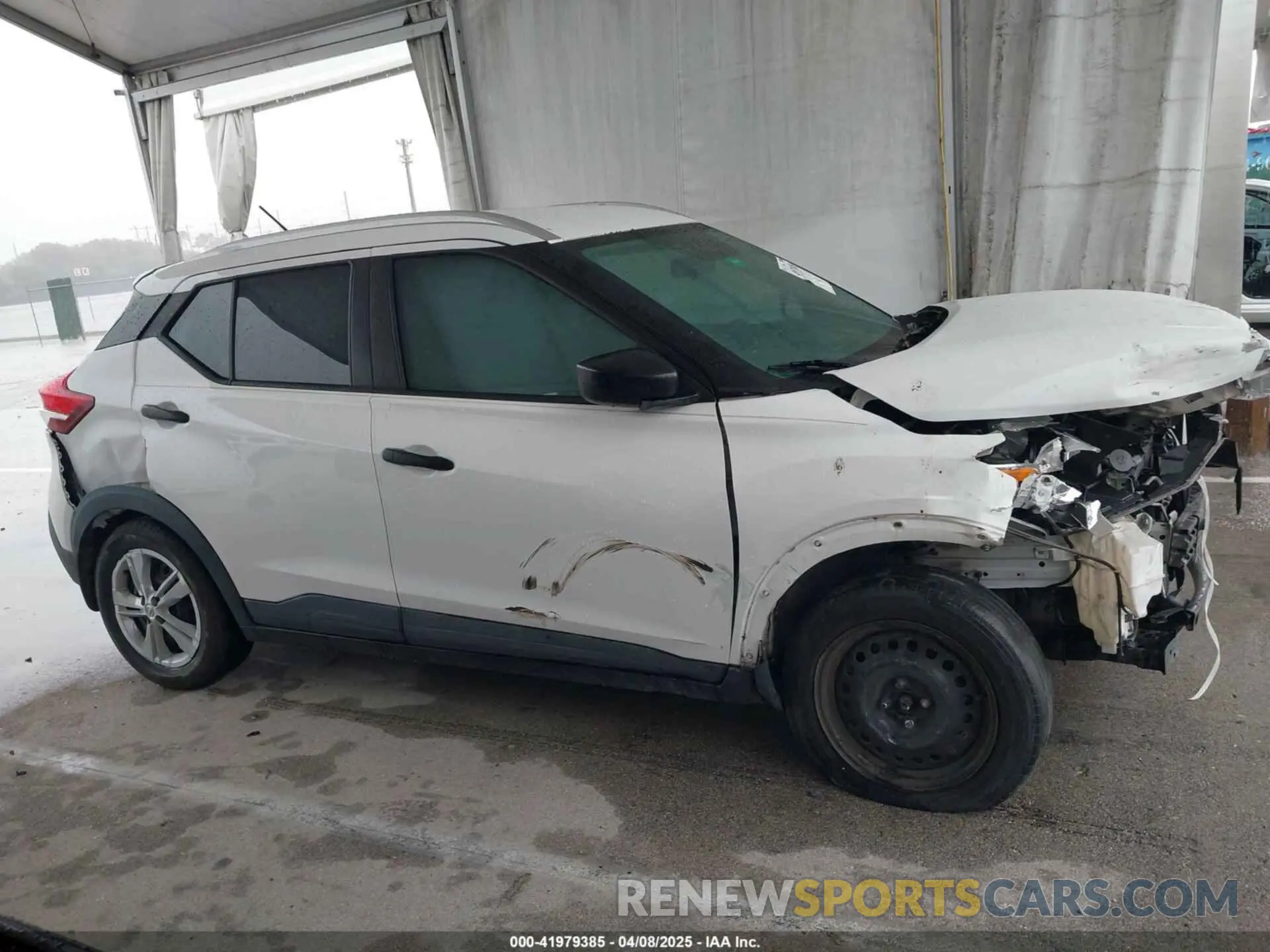 14 Photograph of a damaged car 3N1CP5CU9KL524468 NISSAN KICKS 2019